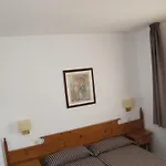 Santi
